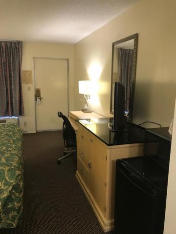 Western Motel Brinson Crossing Εξωτερικό φωτογραφία